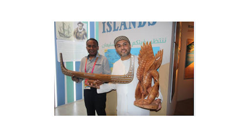 Emirati Nationals Adore Solomon Islands handicraft at expo 2020 Dubai